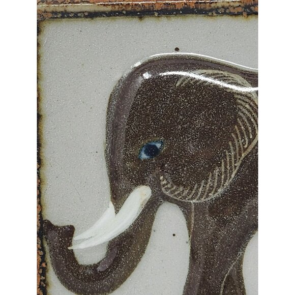 Vintage Elephant Mammoth Wall Tile Hanging Folk Art Kitsch Piece Pottery Stone - Picture 7 of 9